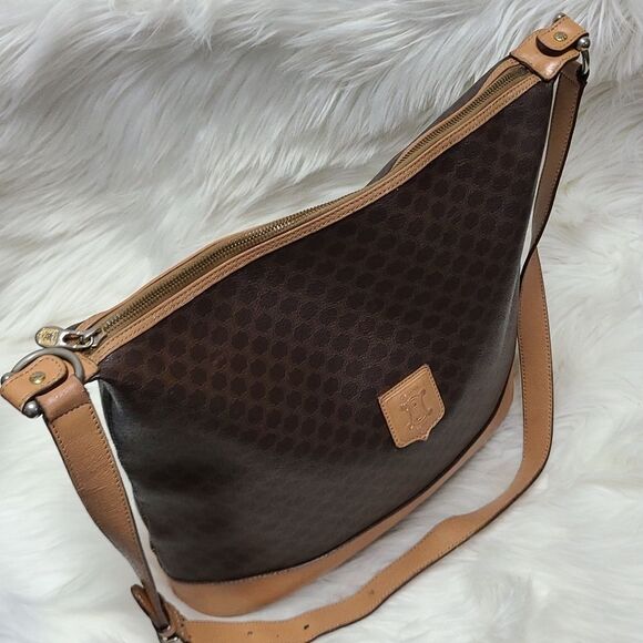 💯 Authentic Celine Tote Bag🍀 - Picture 14 of 17